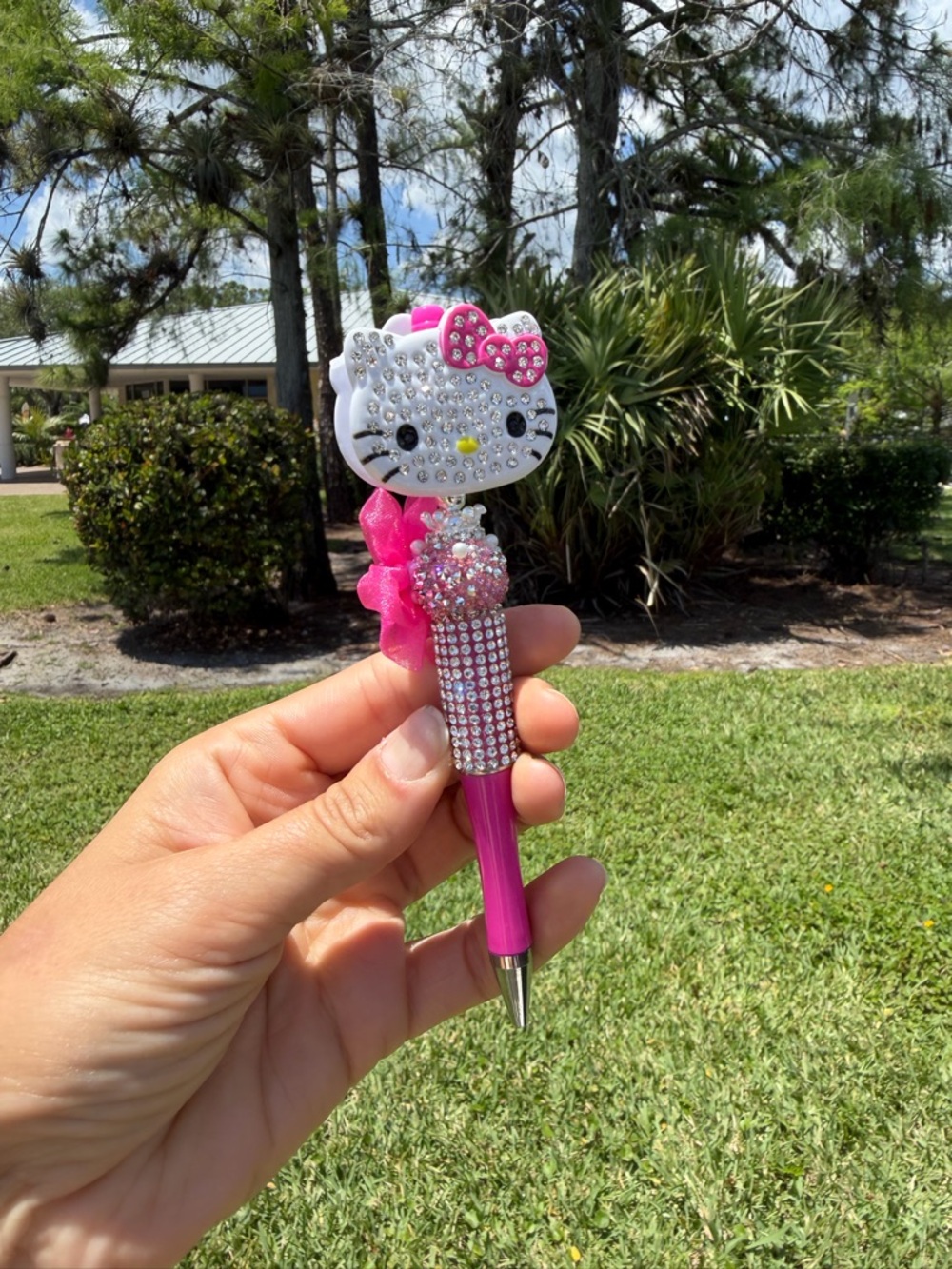 HELLO KITTY 🩷 - Picture 3 of 3